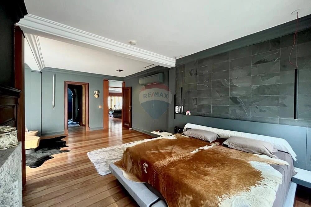 Будинок 1300 м² з 5 спальнями та 10 паркувань — photo 21