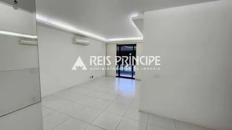 Apartment with 4 bedrooms and a gas-stove kitchen — photo 9