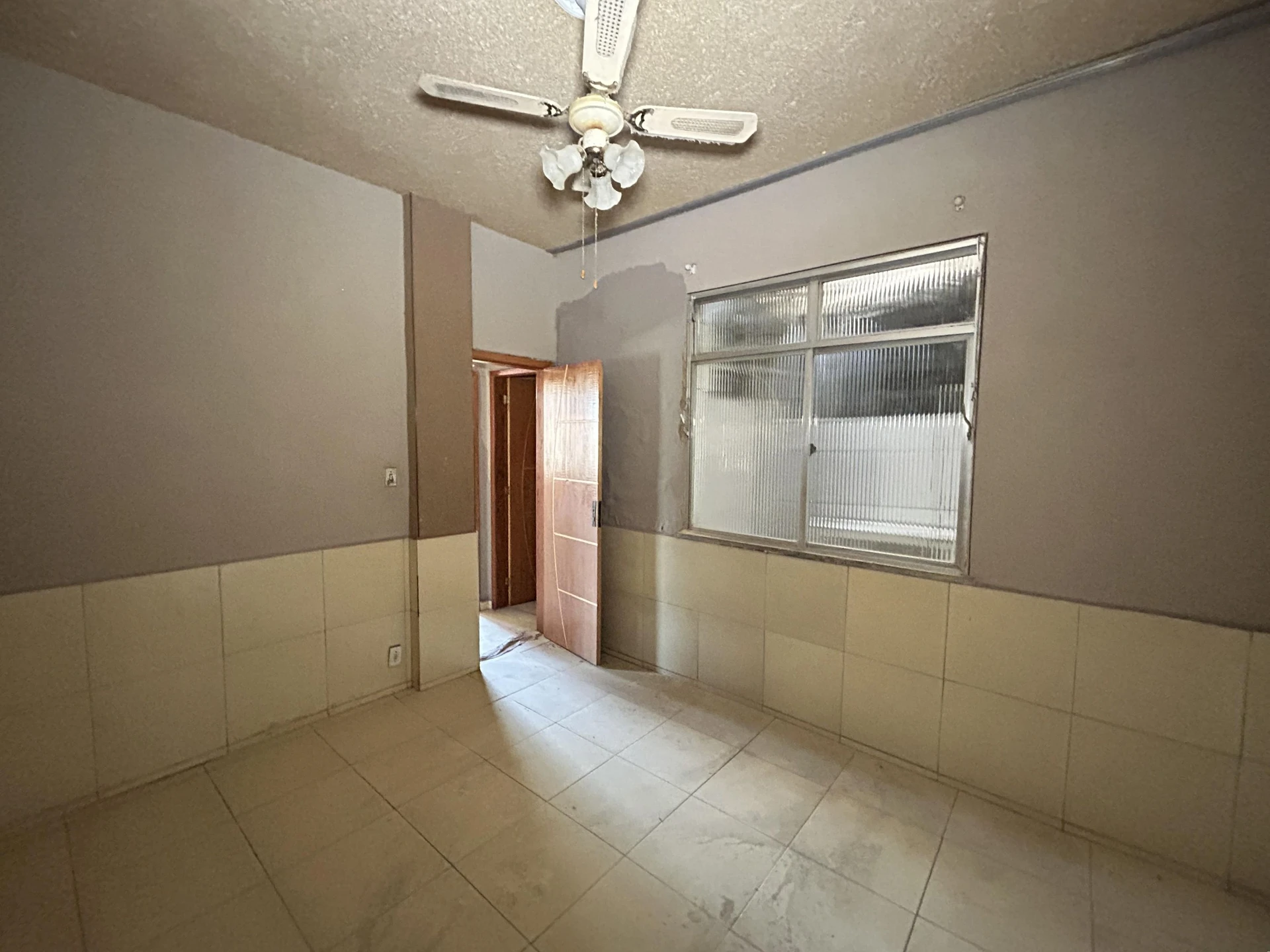 Apartment with 2 bedrooms and a separate kitchen — photo 24