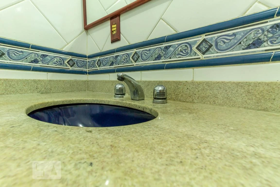 4-bedroom house with a jacuzzi in Rio de Janeiro — photo 31