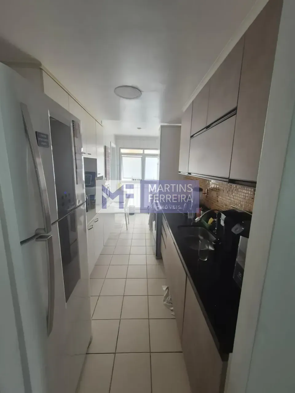 Furnished apartment with 3 bedrooms and an enclosed balcony — photo 2