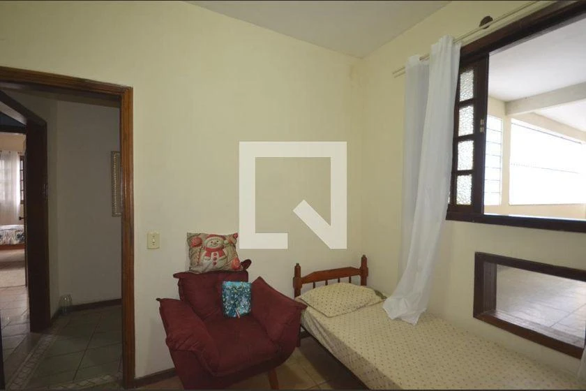 House with private garden and 7 bedrooms in 400 m² — photo 38