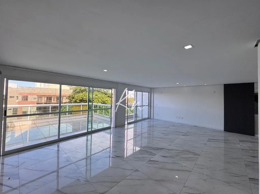 210 m² unfurnished apartment with 3 bedrooms and 5 baths — photo 5