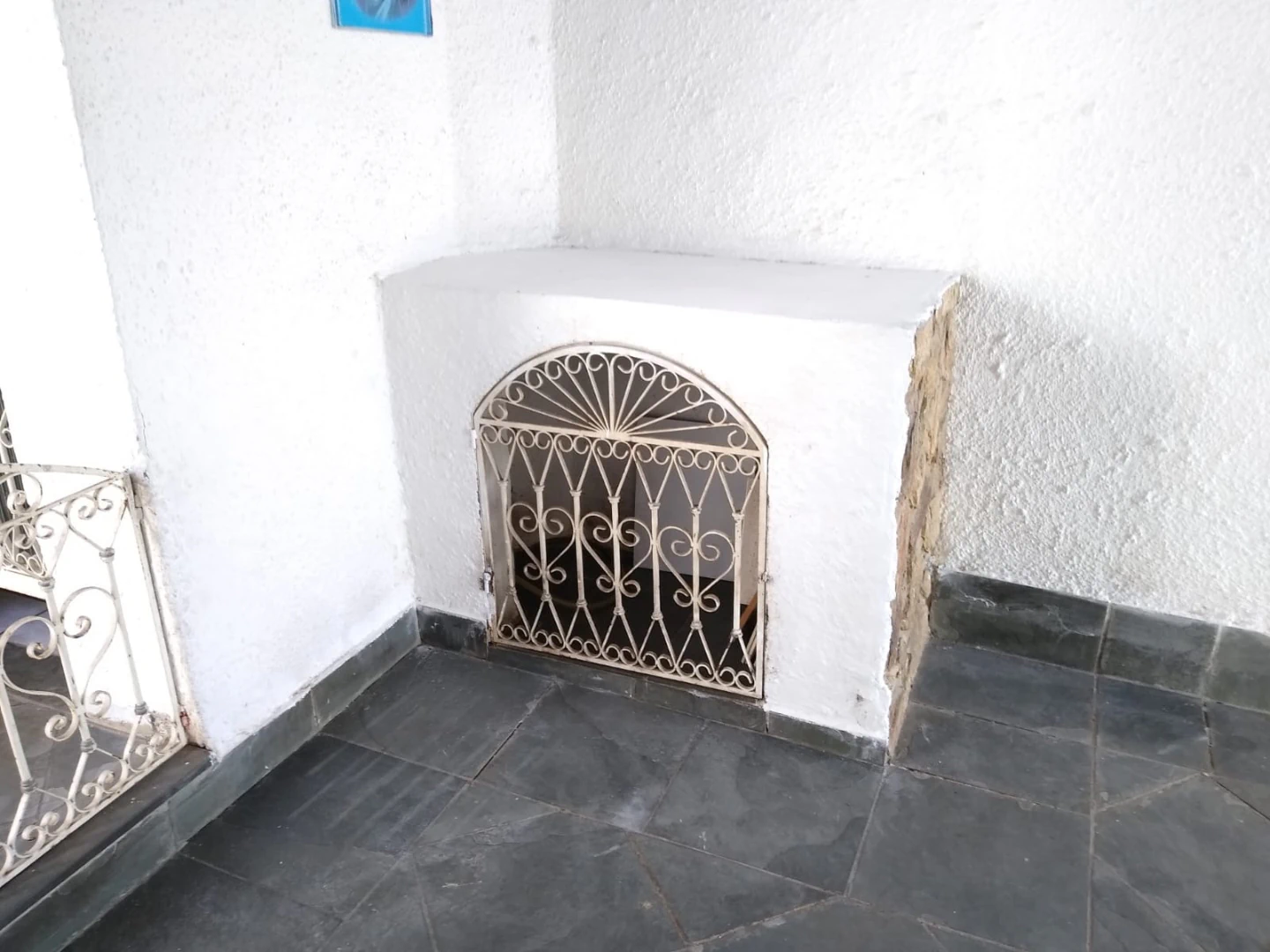 House, 200 m², with a grill on the balcony — photo 19