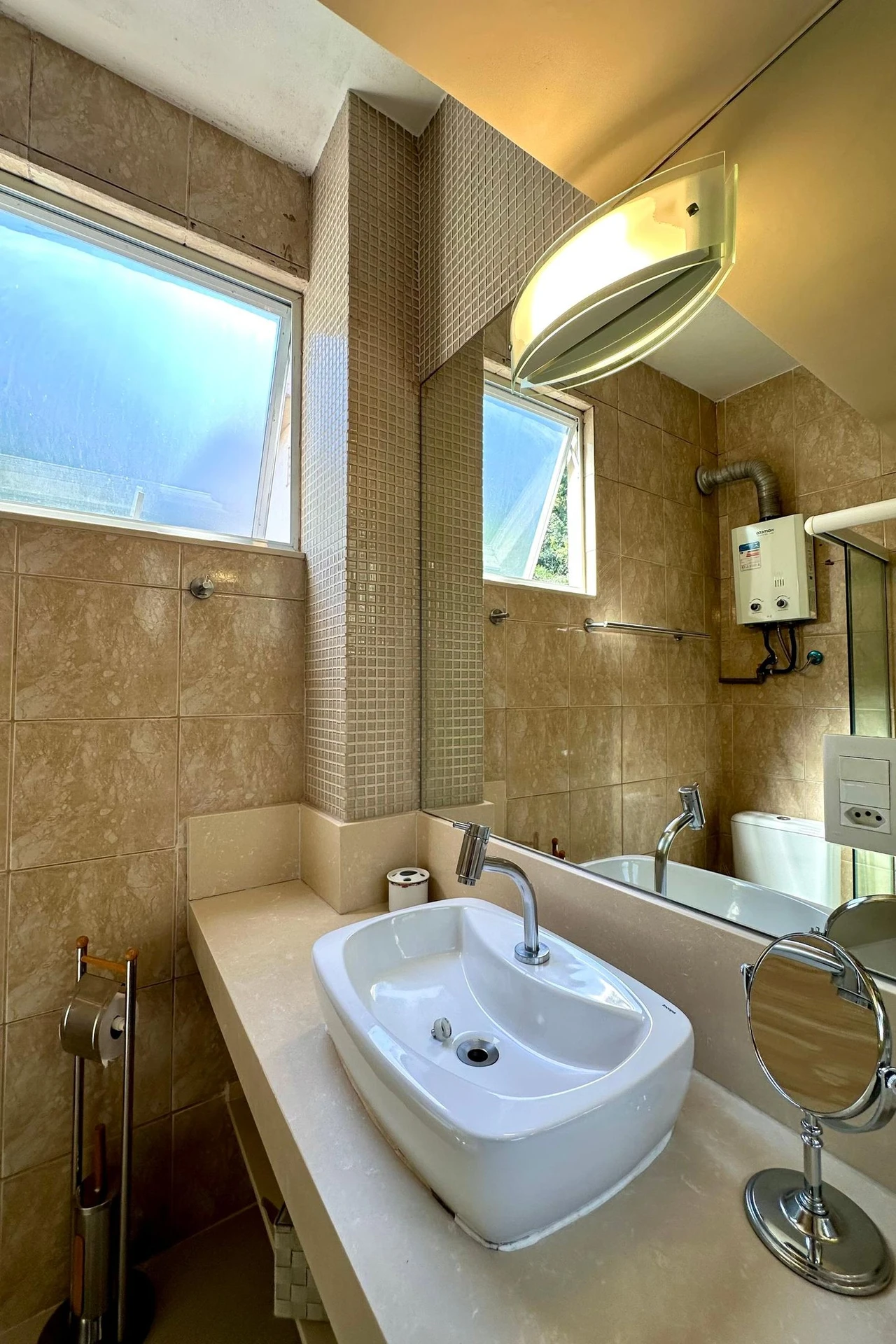 Apartamento mobiliado de 1 quarto com cozinha integrada — photo 23