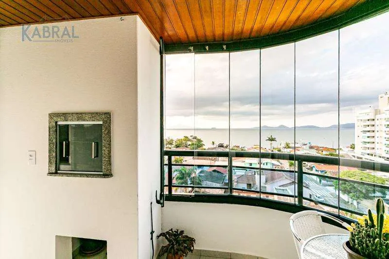 Ático dúplex amueblado con jacuzzi y BBQ compartidos — photo 27