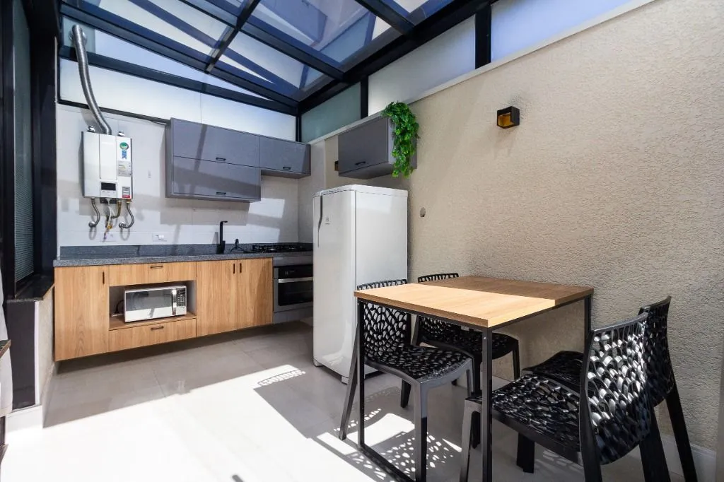 Furnished 48 m² apartment with private garden — photo 4