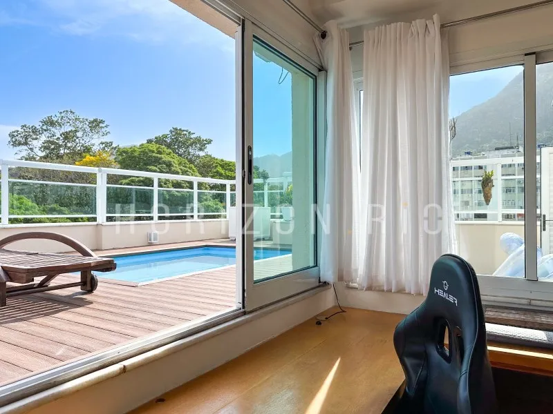 2-bedroom apartment in a building with a sauna — photo 21