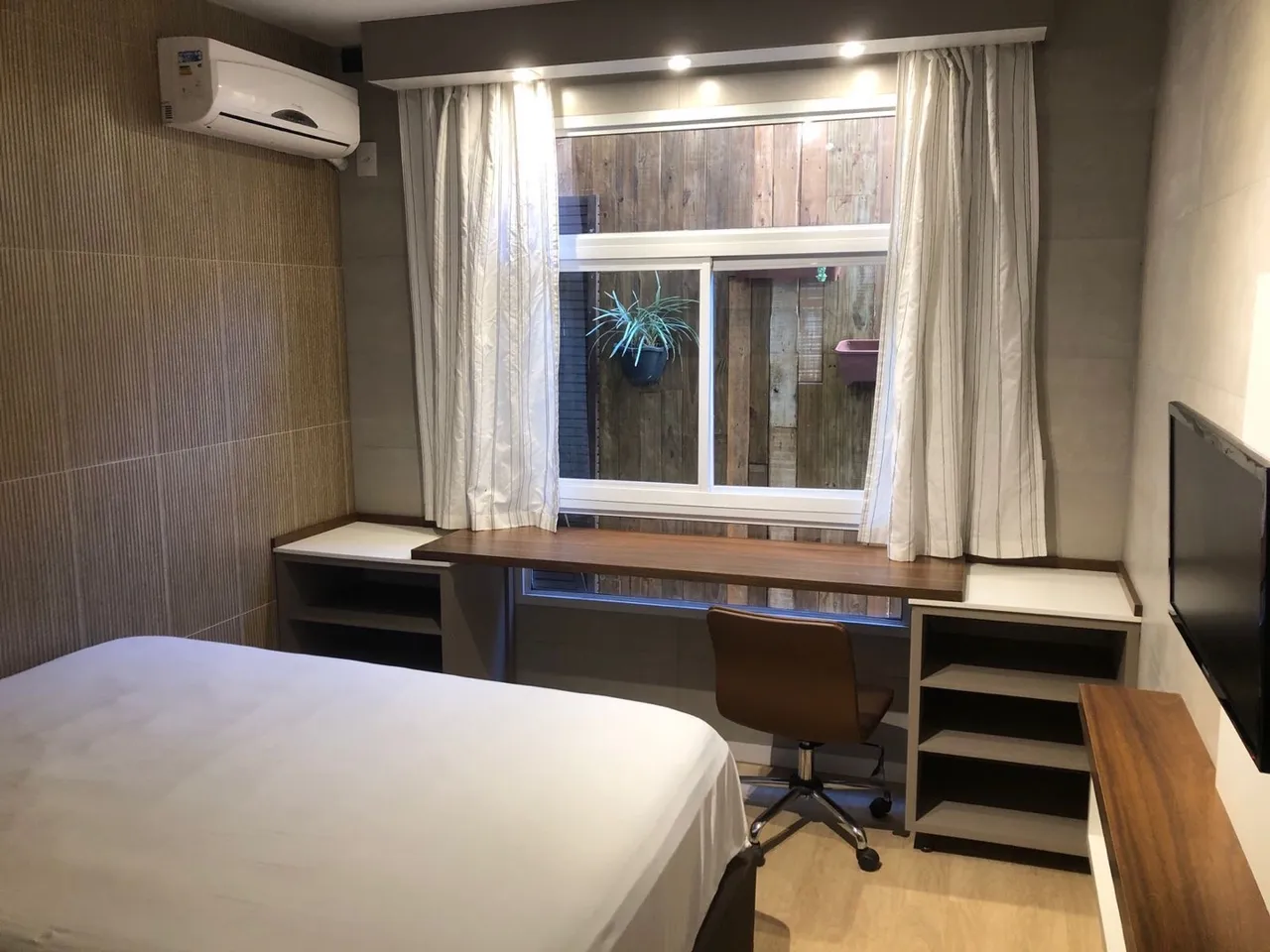 Studio, 35 m², with a home office
