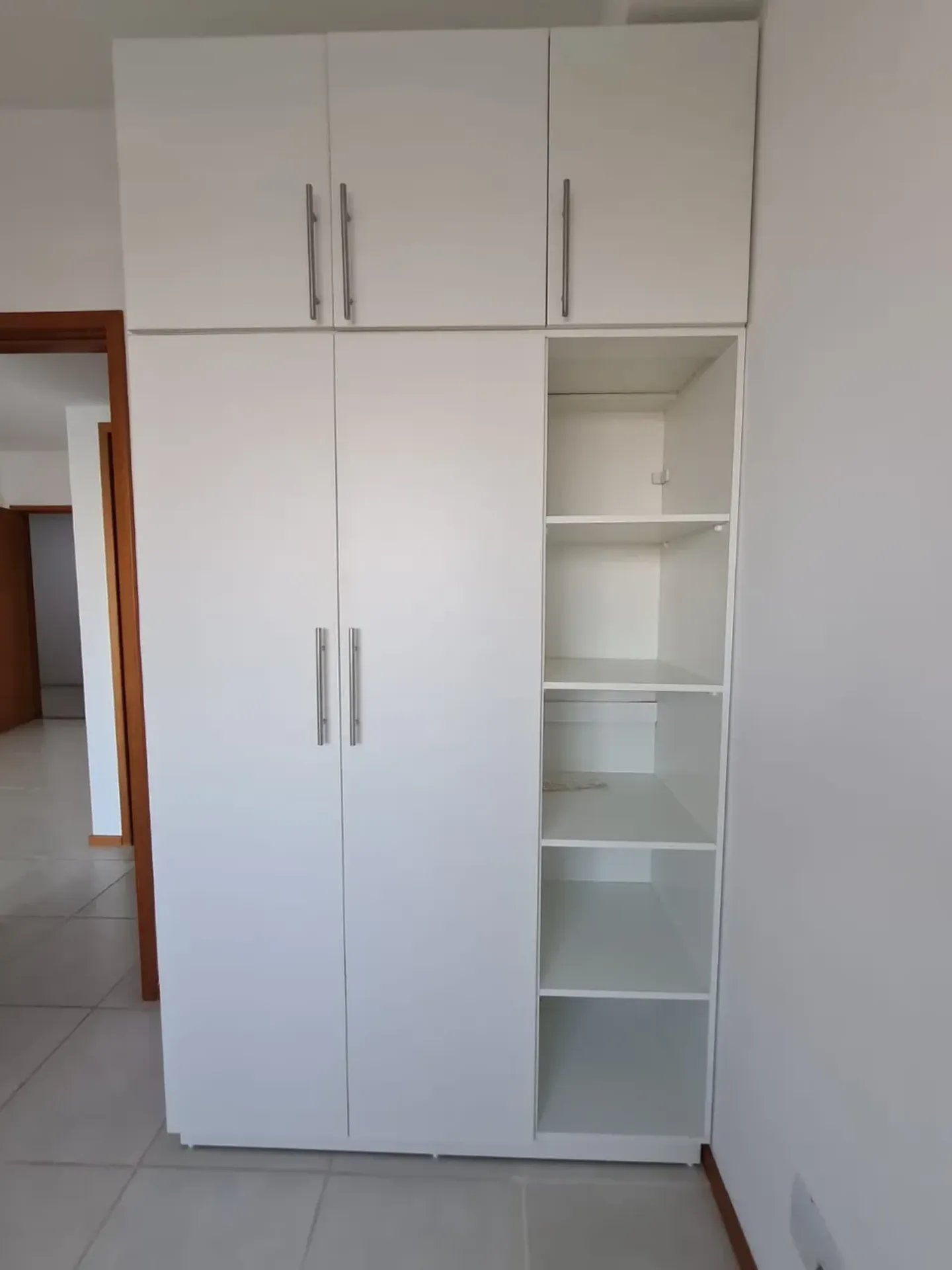 2-bedroom apartment in a building with a sauna — photo 46