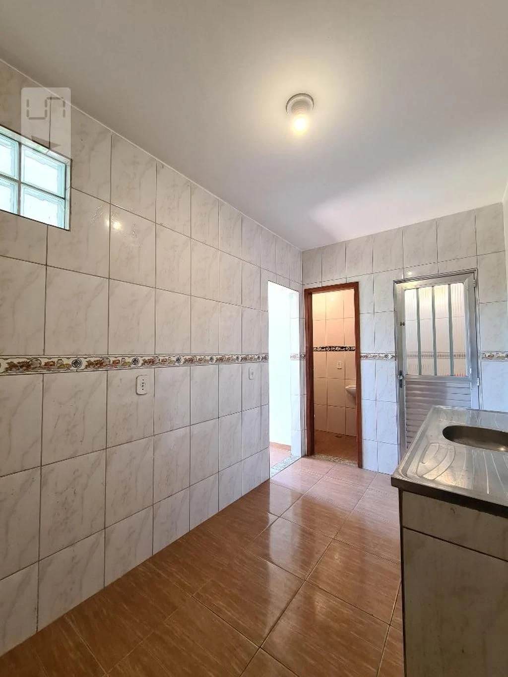 Unfurnished 1-bedroom apartment with 1 bath and no parking — photo 20