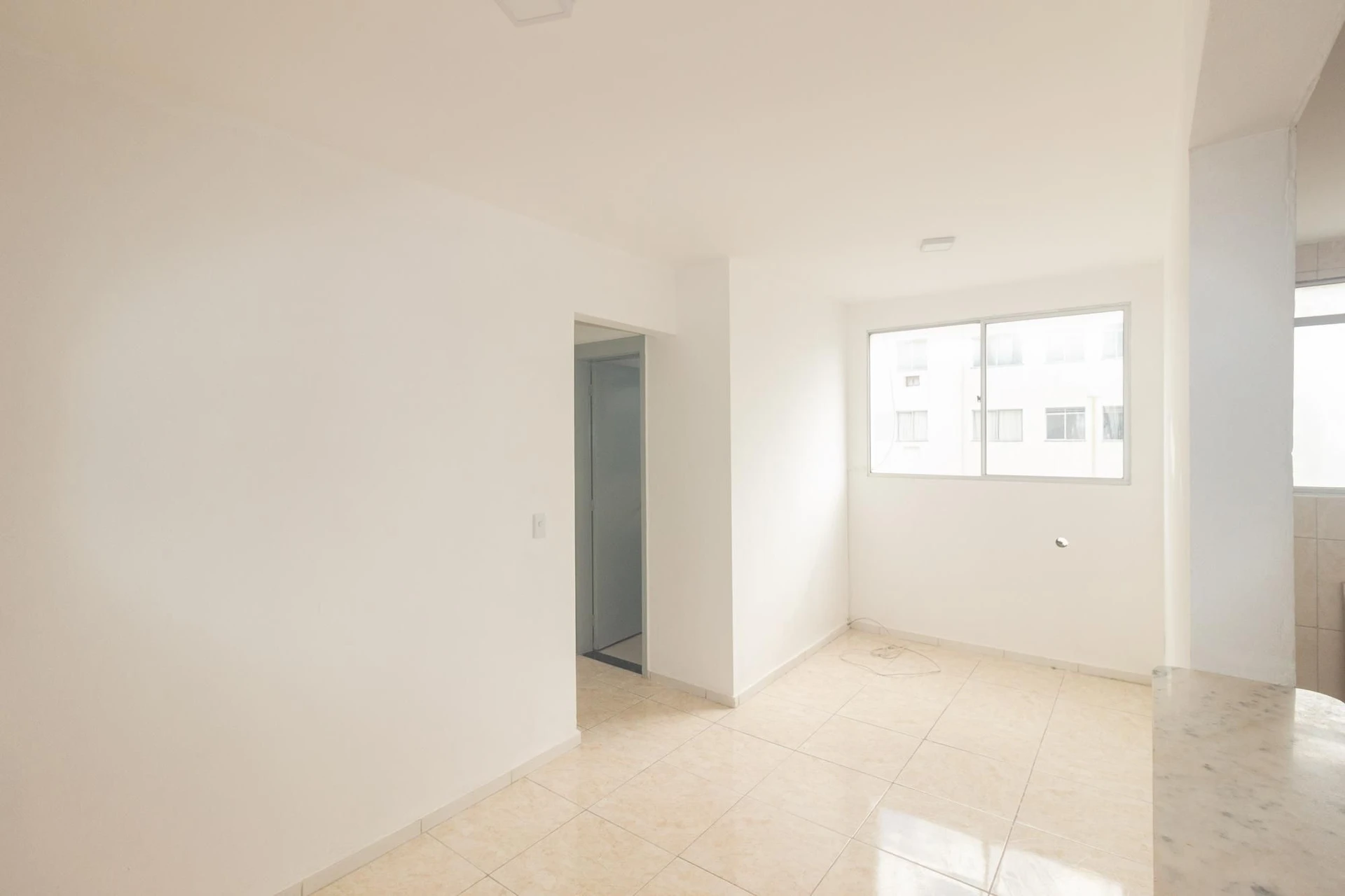 Unfurnished apartment with 2 bedrooms and open-air pool — photo 6