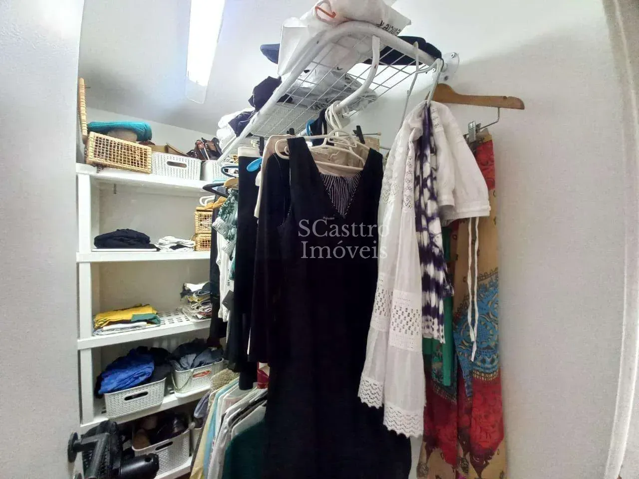 Furnished apartment with 3 bedrooms and 3 bathrooms — photo 25