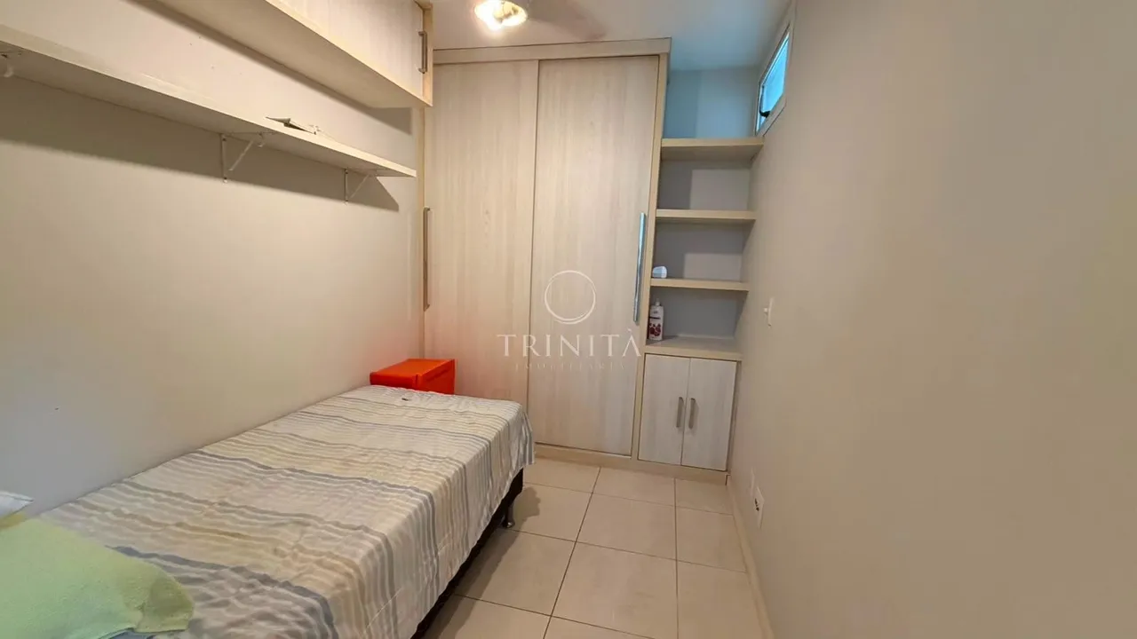 Furnished 2-bedroom apartment with closed balcony — photo 4