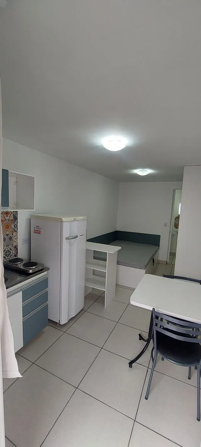 Studio mobiliado com 1 quarto e 1 banheiro sem vaga