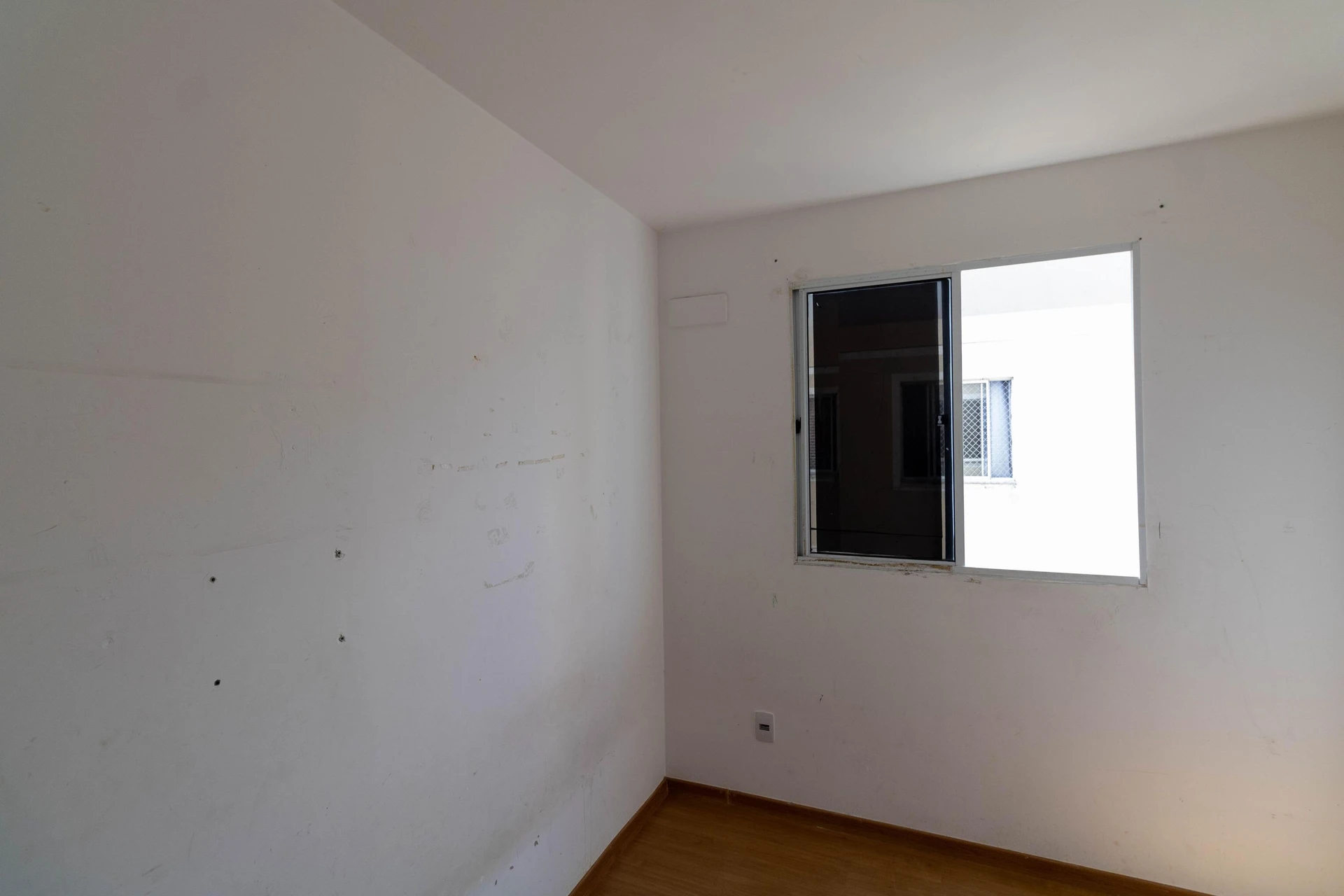 Балкон з грилем та 2 спальні: квартира 45 м² — photo 28