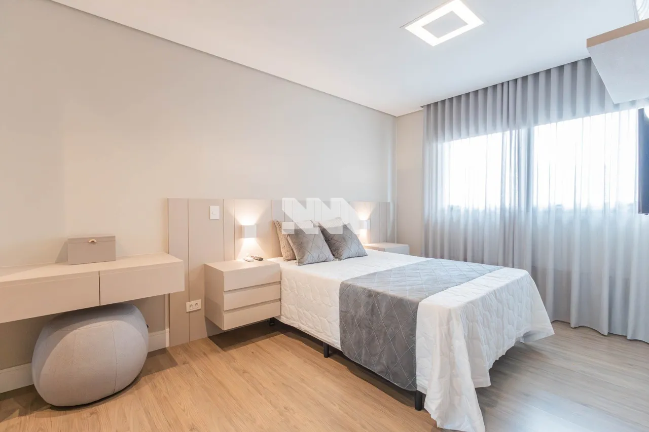 Furnished 1-bedroom apartment with 2 bathrooms — photo 11