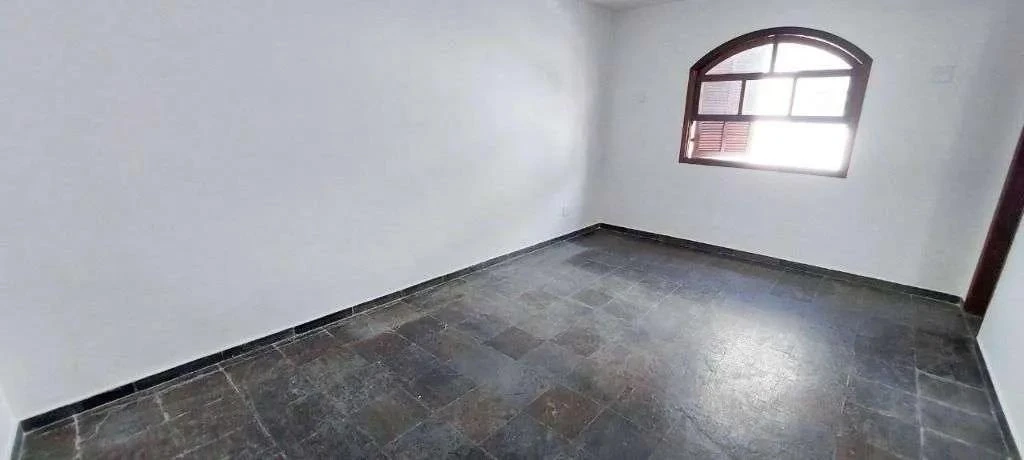 3-bedroom house with a bathtub in Rio de Janeiro — photo 28