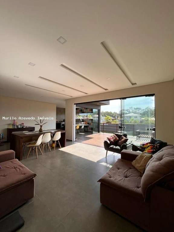Furnished house with gas open-plan kitchen and 5 bedrooms — photo 3