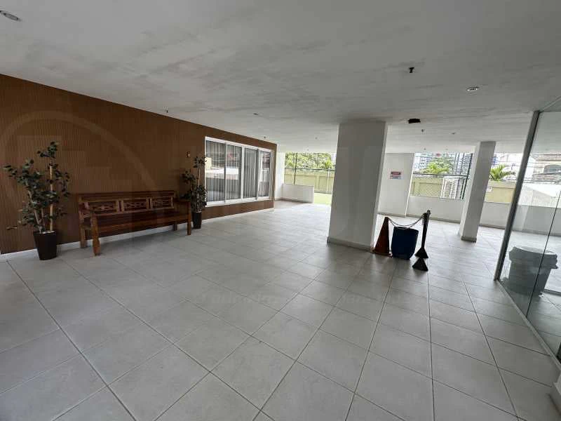 Duplex penthouse with 2 bedrooms and a suite — photo 27