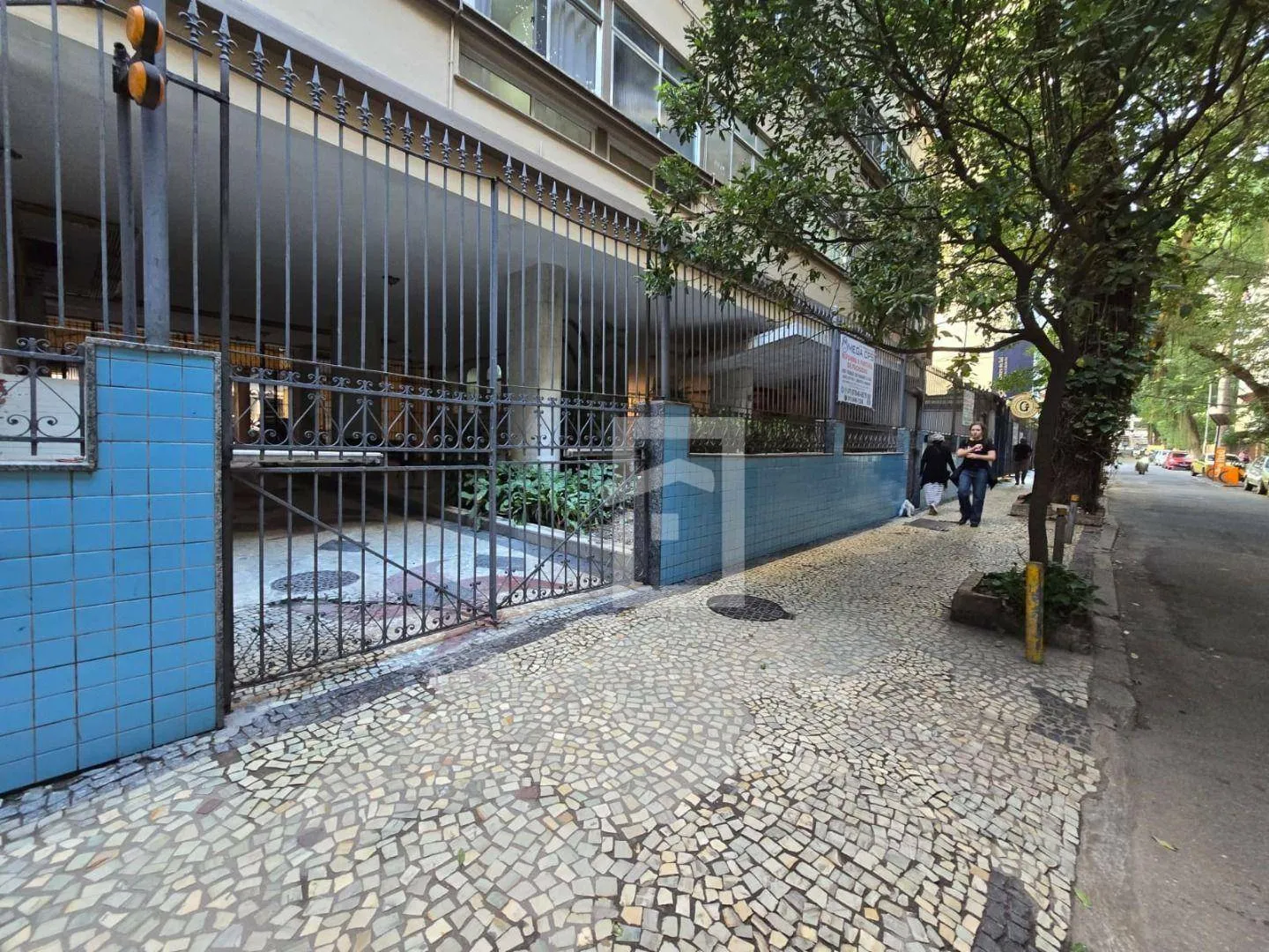 1-bedroom apartment with 24-hour concierge and 32 m² — photo 38