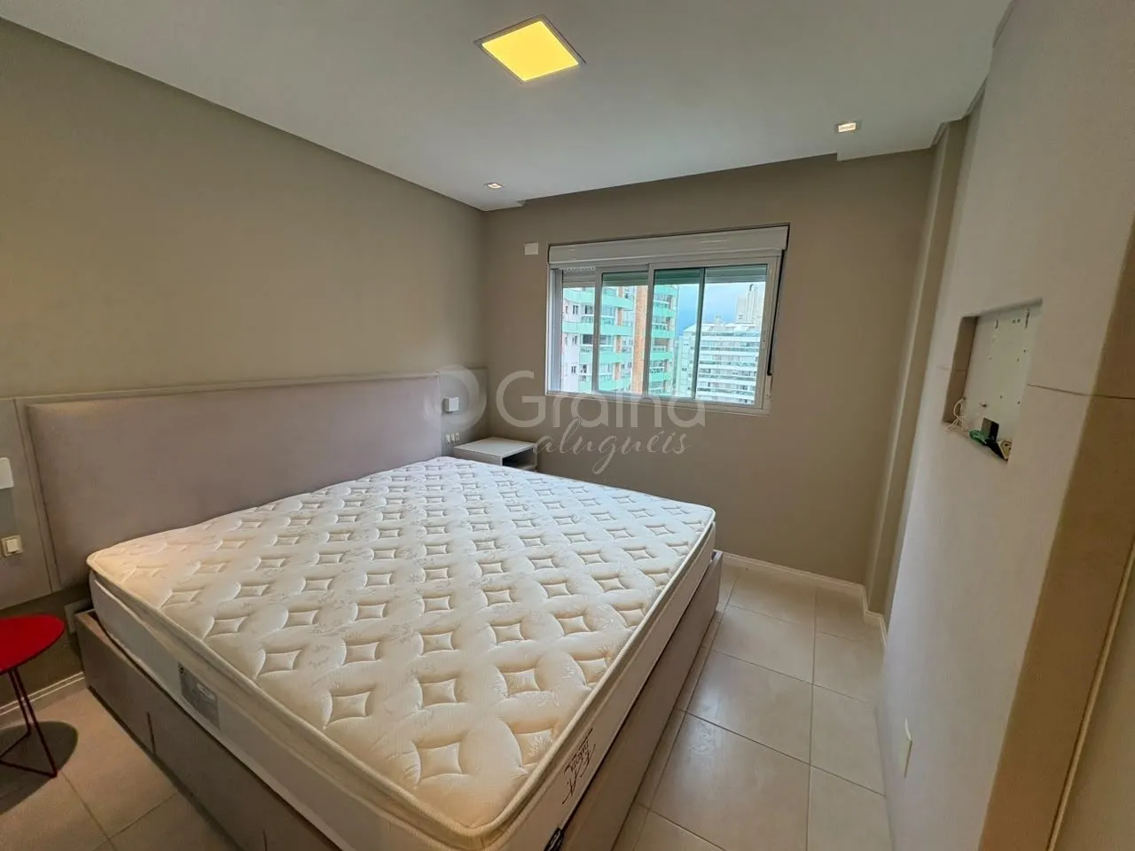 94 m² apartment with a walk-in closet and a dishwasher — photo 24