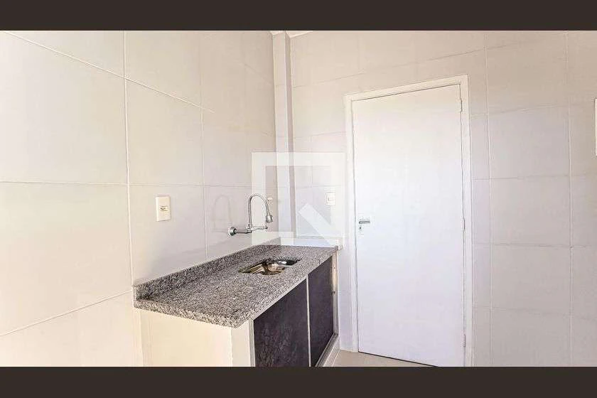 Apartamento com 2 quartos, 2 banheiros e 65 m² — photo 15