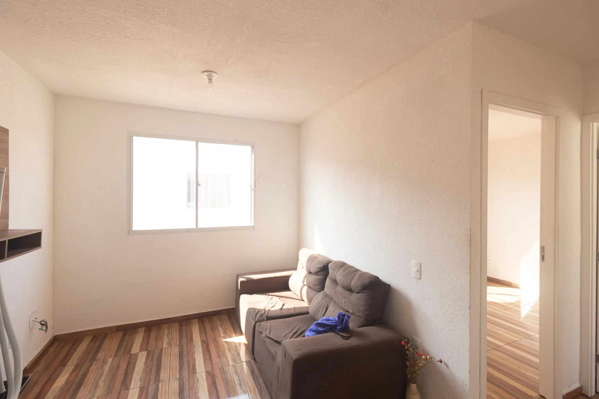 Furnished apartment with 2 bedrooms and an open kitchen — photo 9