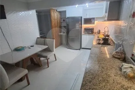 Casa mobiliada, 198 m², com máquina de lavar