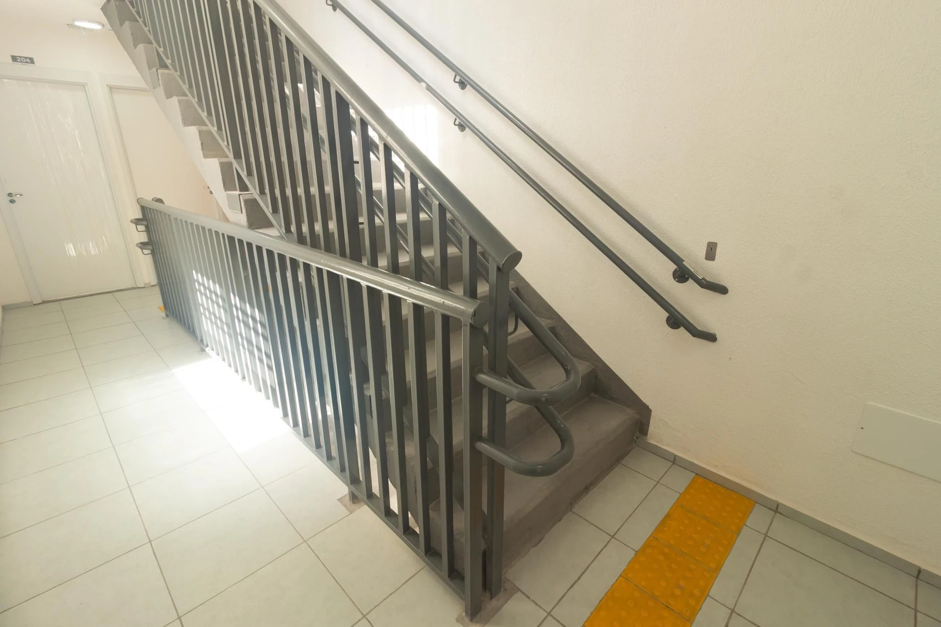 Apartamento para alugar com 2 quartos e 1 banheiro — photo 15