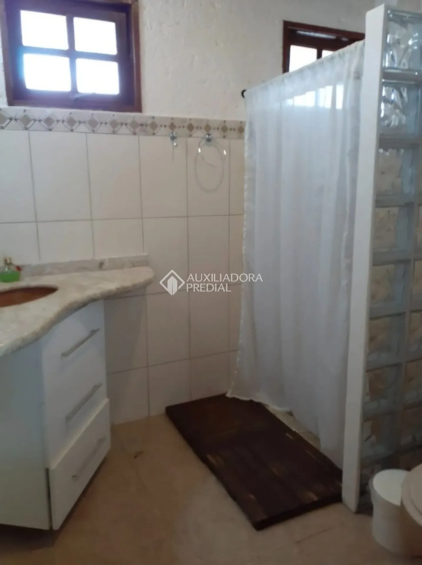 Дом 200 м² с 3 спальнями и 2 ванными при спальнях — photo 11