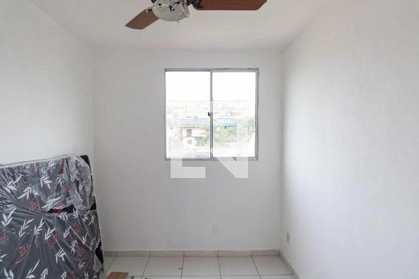 Apartamento de 2 quartos em condomínio com piscina — photo 4