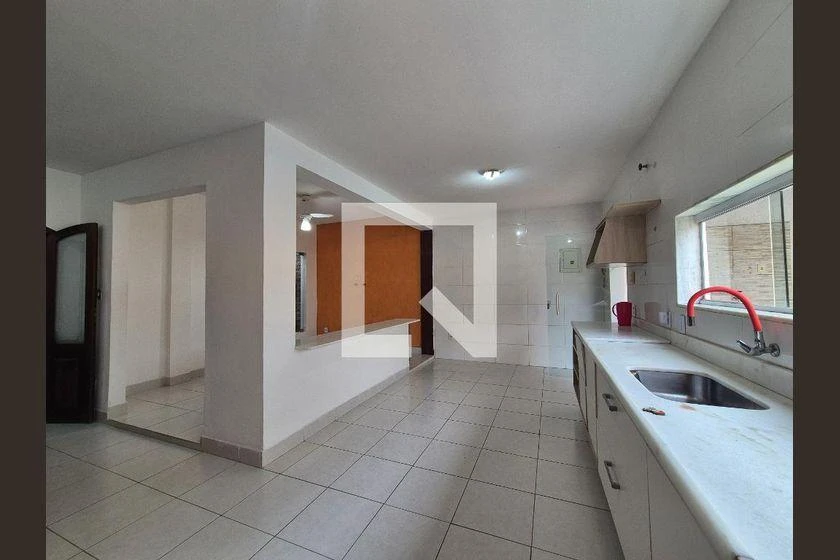 Condominium house with 3 bedrooms and private garden — photo 49