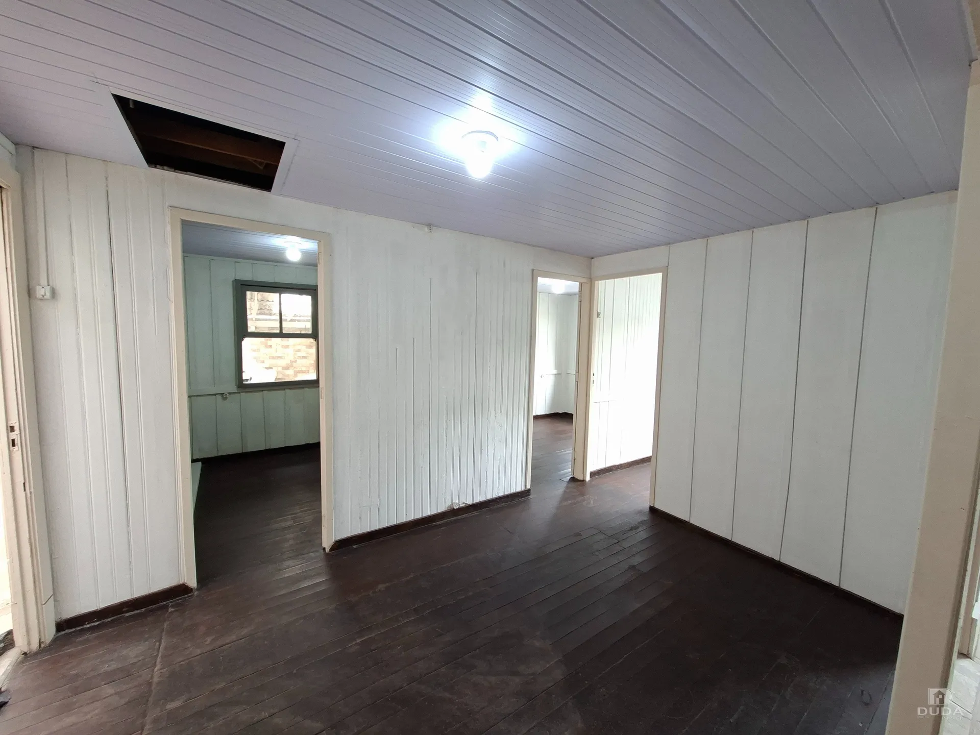 3-bedroom house with a walk-in closet in Florianópolis — photo 12