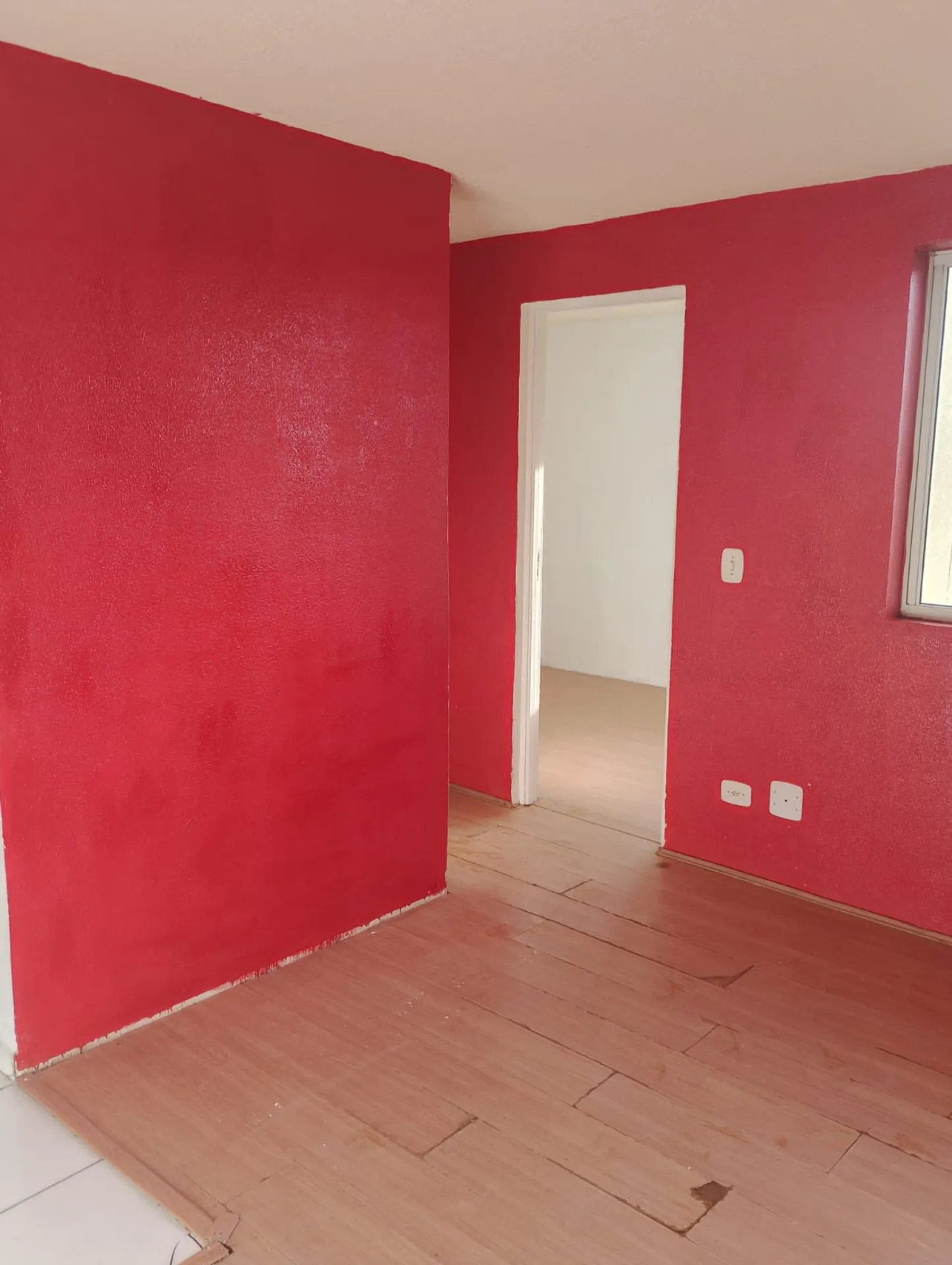 Квартира з 2 спальнями та дерев'яною підлогою або ламінатом — photo 8