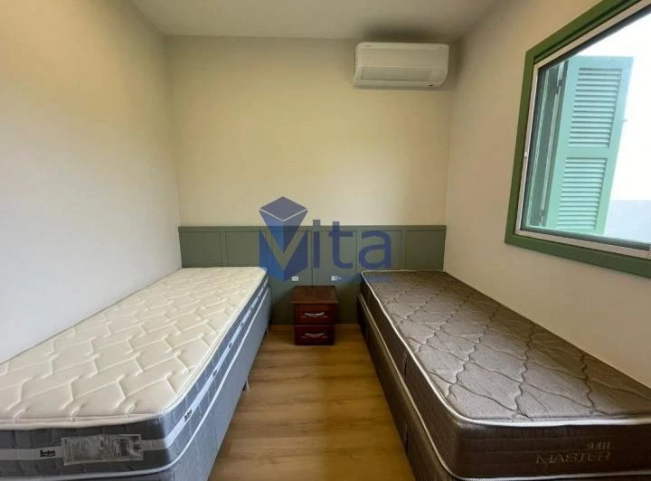House with an open-plan kitchen and air conditioning — photo 5