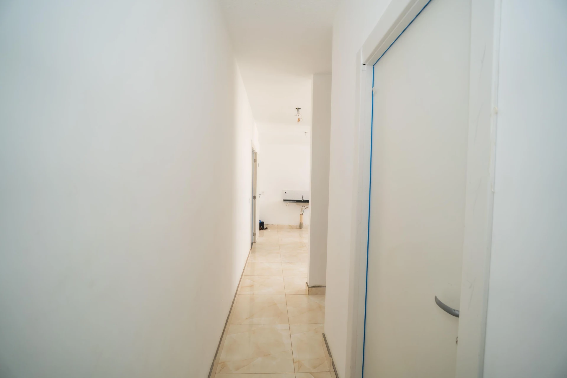 Rental apartment with 2 bedrooms and 1 bathroom — photo 40