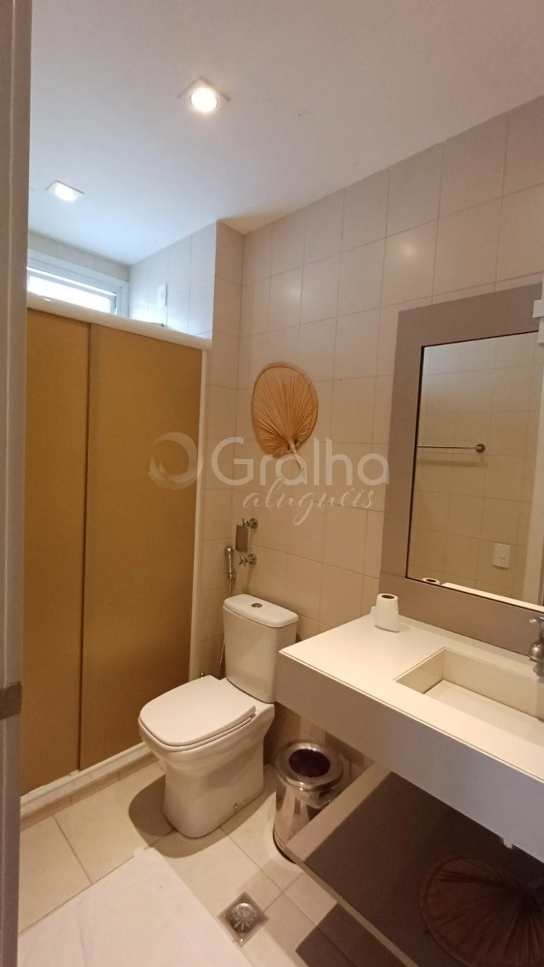 Furnished apartment, 160 m², with a washing machine — photo 13