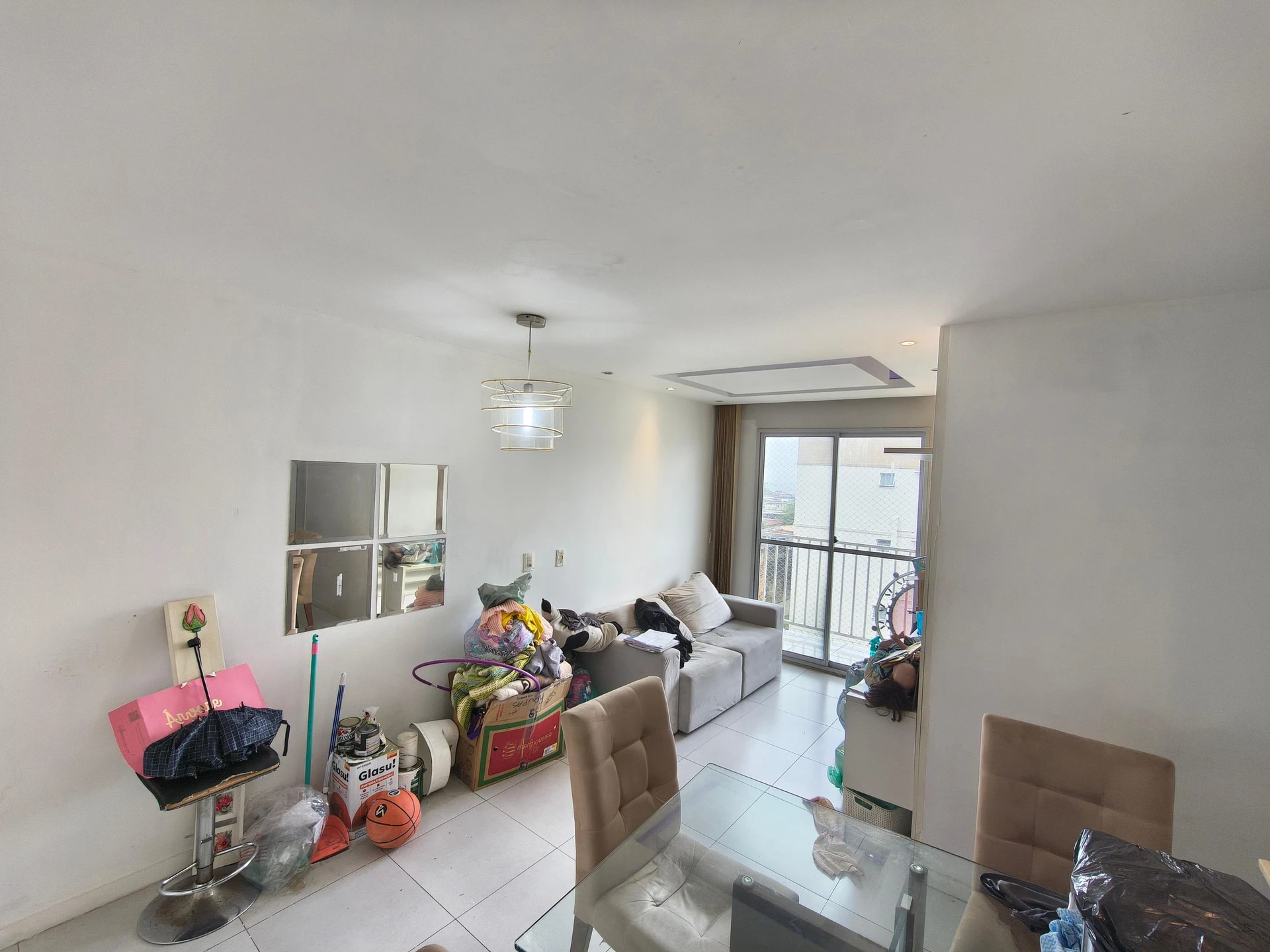 2-bedroom apartment in a building with a gym — photo 11
