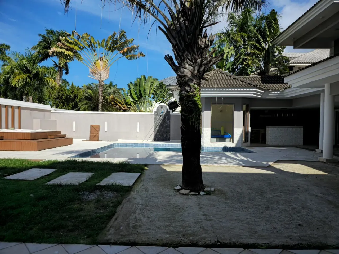 Будинок на 450 м² з 4 спальнями та кухнею з газом — photo 3