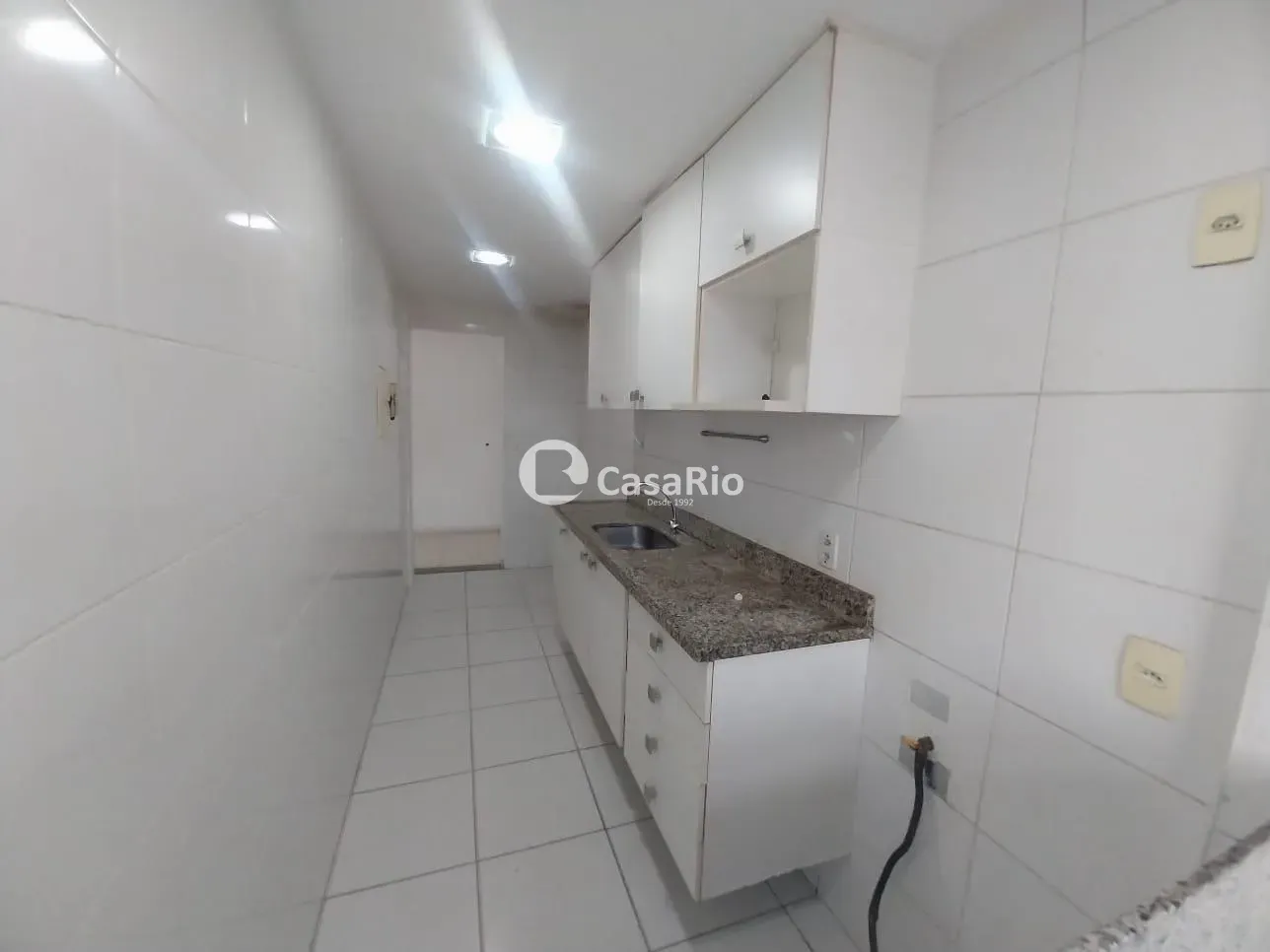 2-bedroom apartment in a building with a pool — photo 20