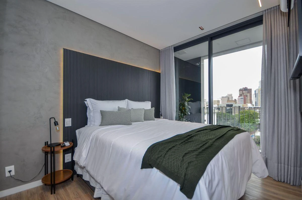 Furnished 1-bedroom apartment with balcony and grill — photo 6
