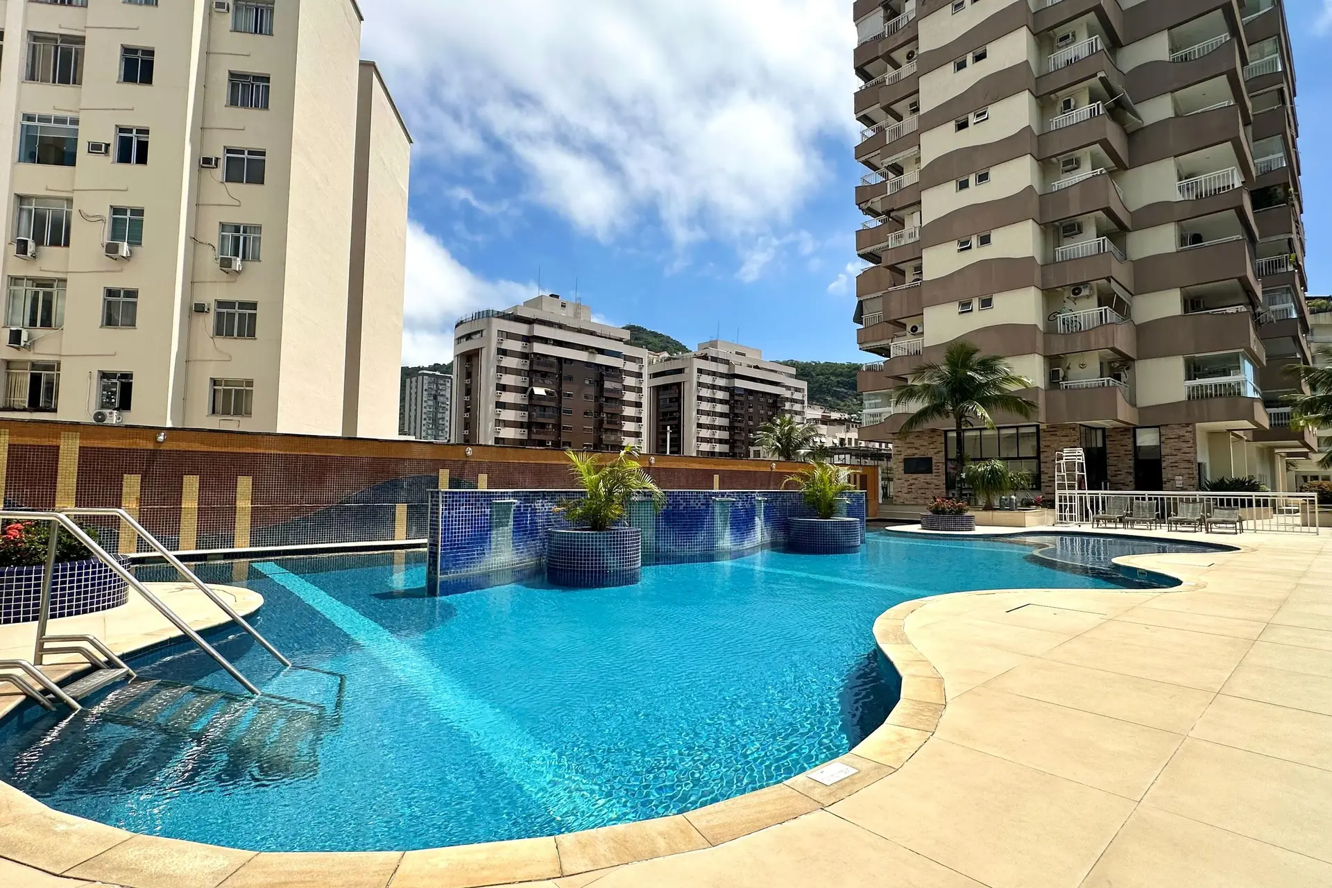 Apartamento de 3 quartos com vista para a água — photo 34