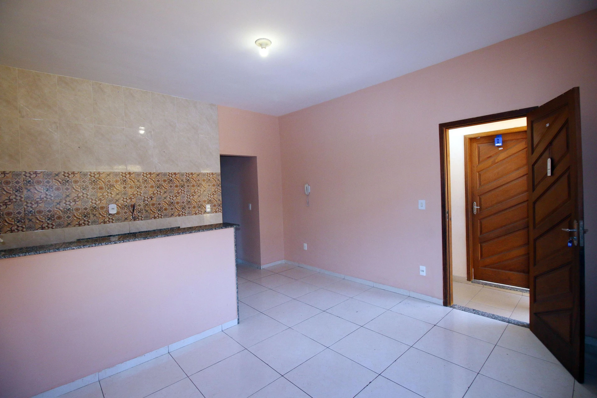 Apartamento para aluguel com 2 quartos, 1 banheiro