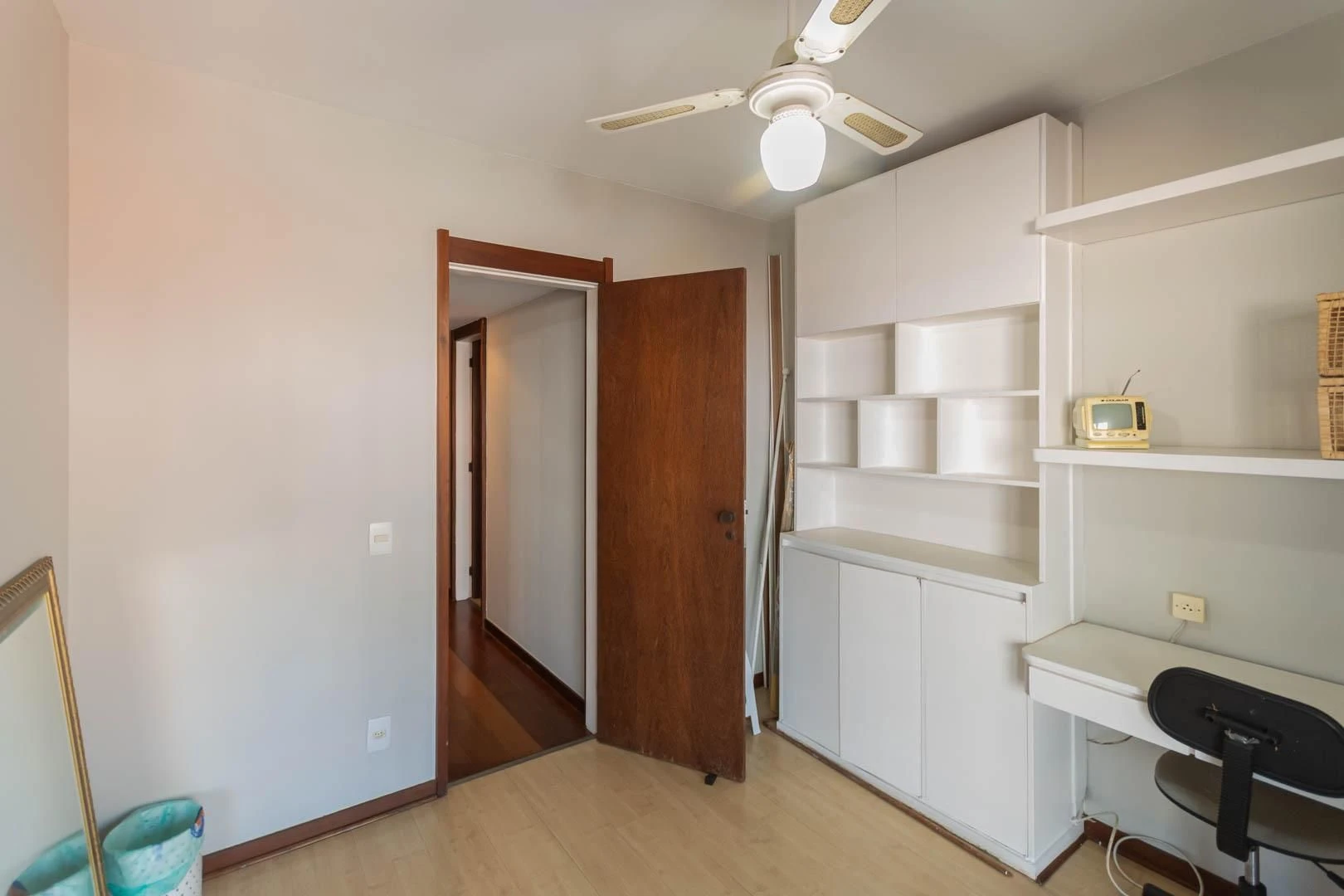 Apartamento mobiliado com 4 quartos e 2 vagas — photo 34