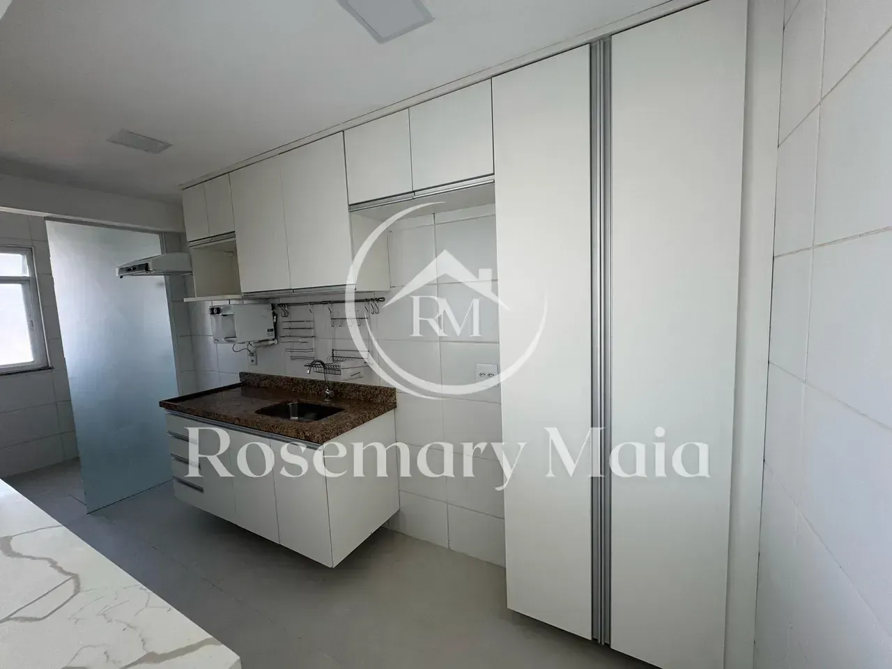 Duplex penthouse with 4 bedrooms and city view — photo 12