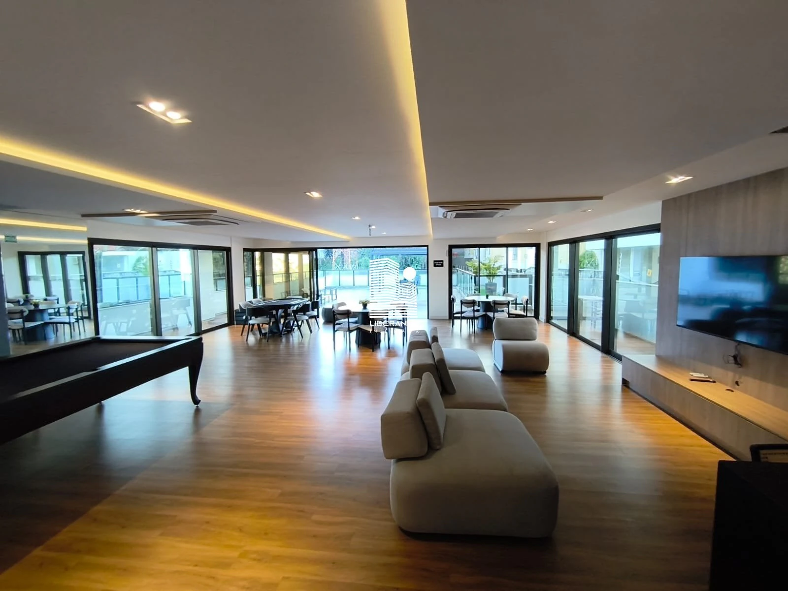 Furnished apartment, 64 m², with a home office — photo 4