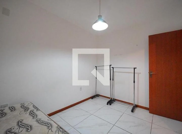 Furnished 2-bedroom apartment with gas open-plan kitchen — photo 6