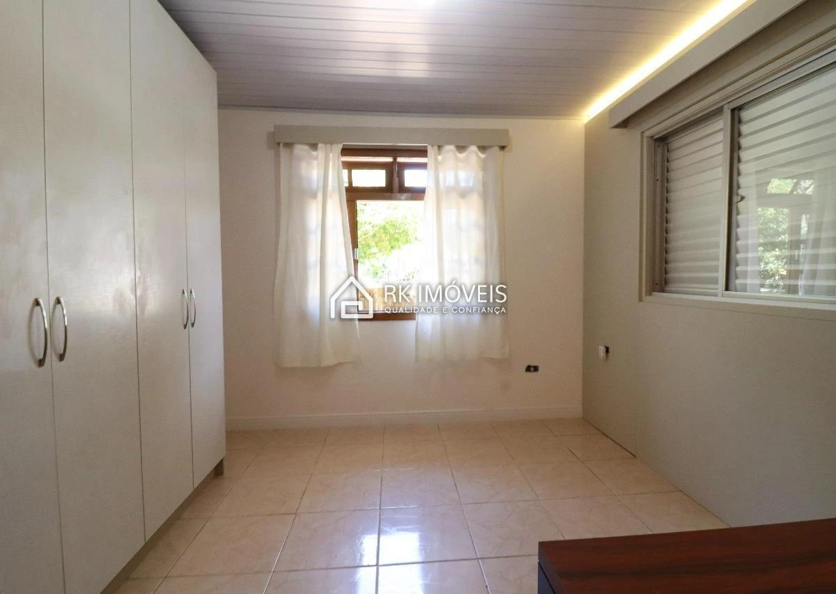 Rental house with 3 bedrooms and 420 m², no parking — photo 4