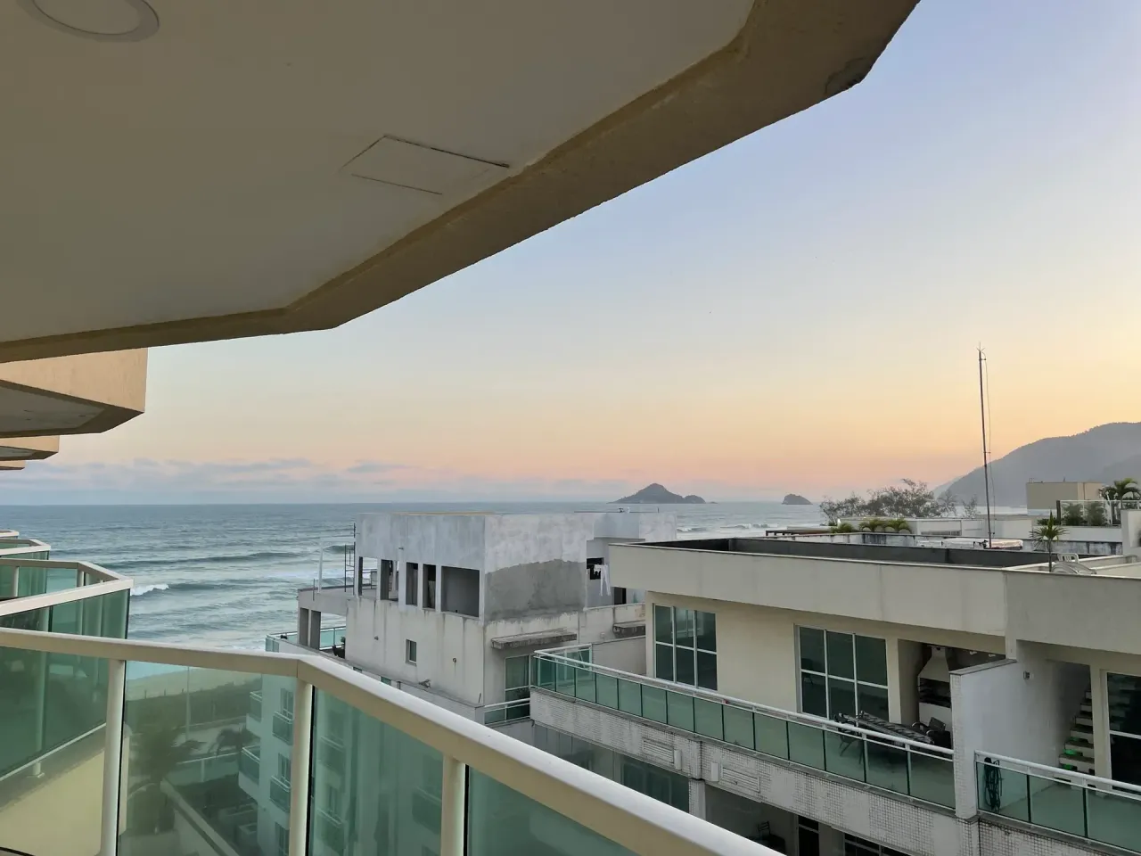 Furnished apartment with 1 bedroom and water view — photo 13